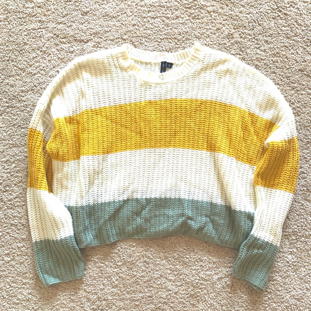 Crewneck Cropped Sweater
